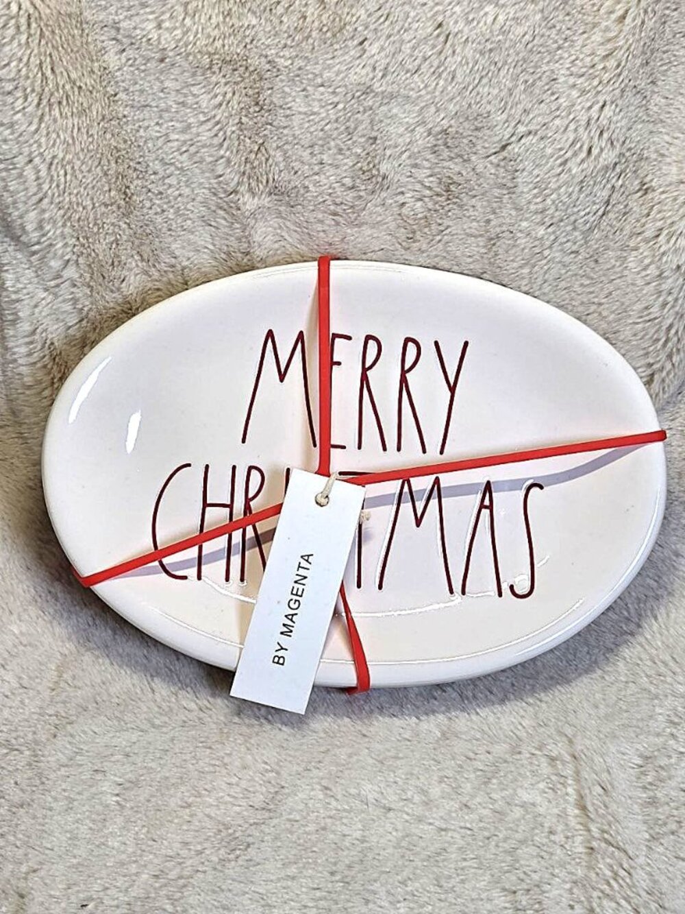 Rae Dunn Magenta Merry Christmas Oval Appetizer/Snack Plates 8”x5.5” 4 Set NWT